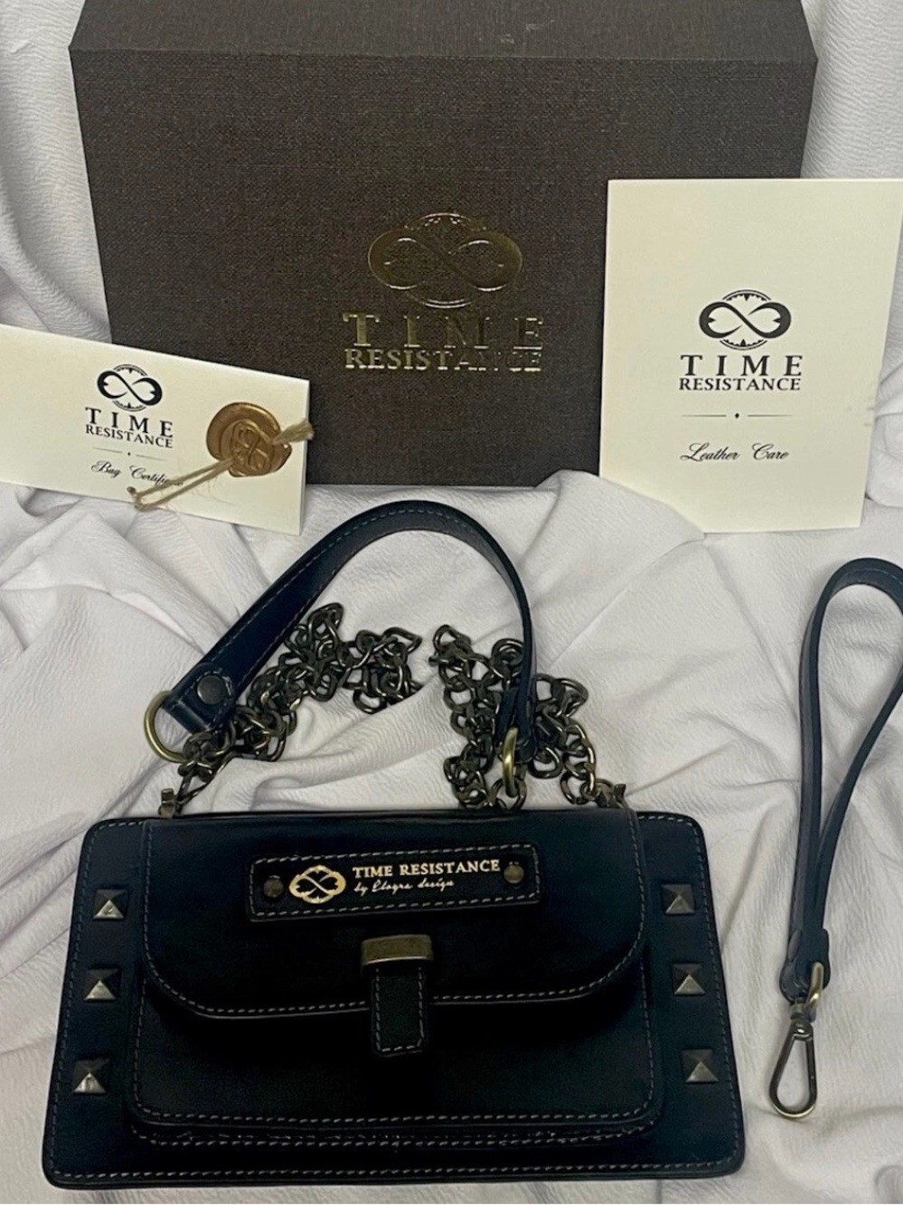 TIME RESISTANCE Black Italian Leather micro Crossbody clutch Bag w/ strap
